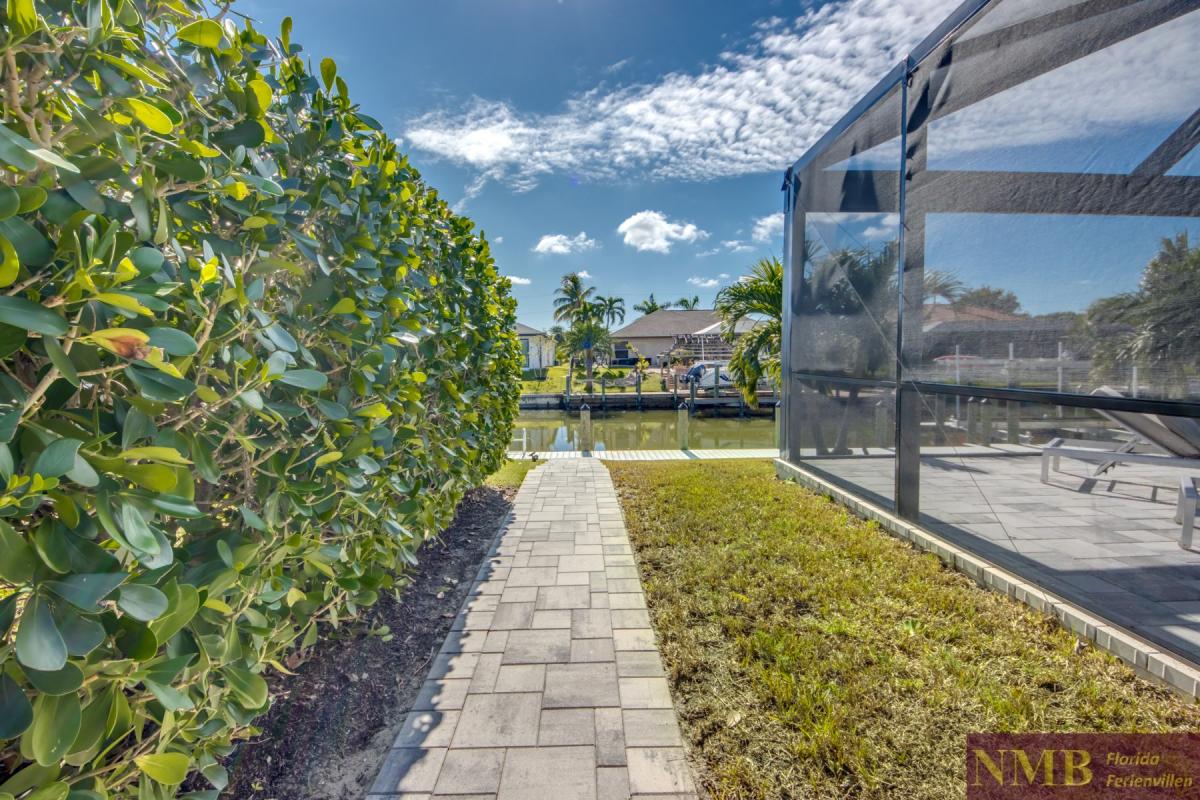 Ferienhaus-Cape-Coral-Sanisbar Breeze_73-Backyard